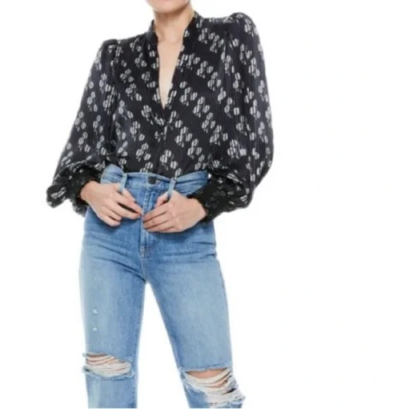 Alice + Olivia Sheila Floral Henley Top Large - Picture 3 of 9